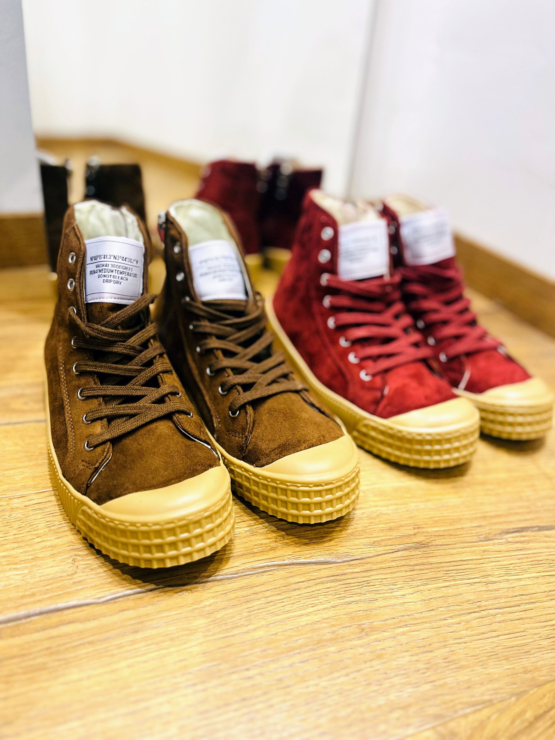 Basket montante avec zip intérieur